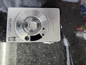 Canon PowerShot ELPH 2 Digital Camera Silver Optical Zoom - Picture 1 of 5