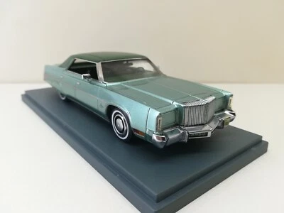 NEO 1:43 - CHRYSLER Imperial Sedan - 1975 - Immagine 1 di 4