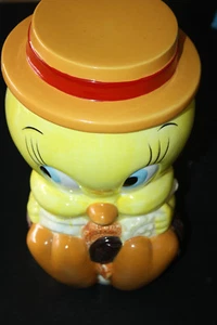 Rare, Amazingly Colorful Tweety bird ceramic cookie jar warner brothers 1993 - Picture 1 of 6