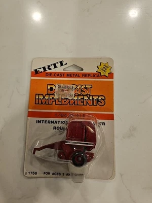 Ertl 压铸实施国际收割机圆形平衡机 #1758 1:64 》1411 — 第 1/2 张图片