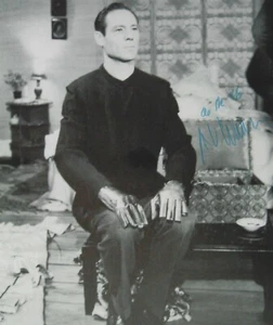 JOSEPH WISEMAN SIGNED DR NO 8x10 JAMES BOND 007 FOTO UACC & AFTAL AUTOGRAMM - Bild 1 von 1