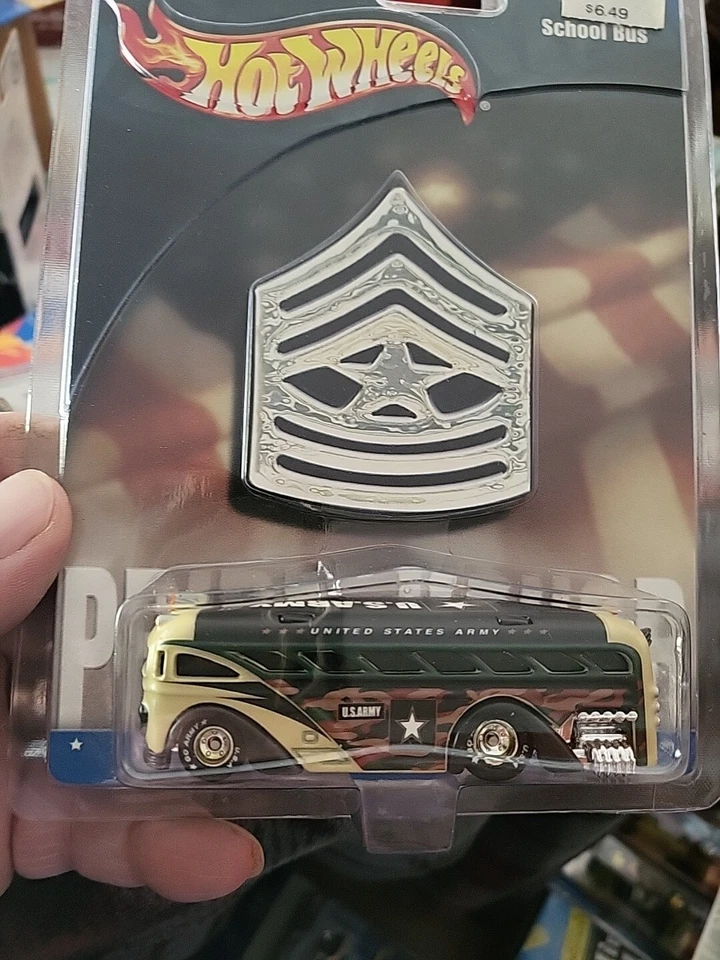 Hot Wheels Military Rods Marines Shoe Box 1:64 Diecast Car