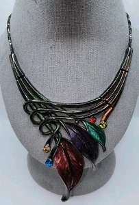 Gun Metal Colored Leafs And Rhinestone Articulated Statement Necklace - Picture 1 of 12