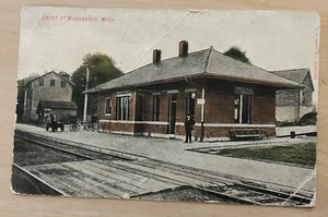 Postcard Michigan Central Railroad Depot Middleville, MI - Picture 1 of 2