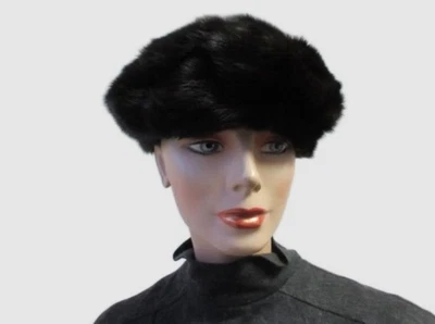Women's Sz 22"   Black Mink Fur Hat MINT - Image 1 of 4