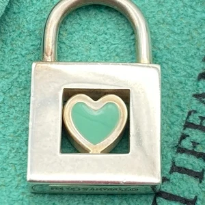 Tiffany & Co. Initial Letter Heart Padlock cadena No Chain Elsa Peretti 6.3g - Picture 1 of 17