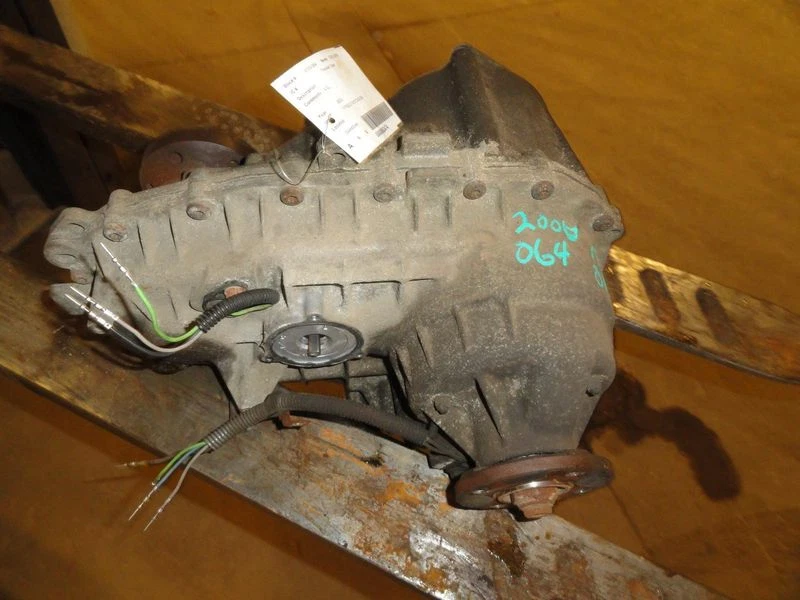 1999-2000 Ford Explorer Transfer Case Assembly OEM  - Image 1 of 4