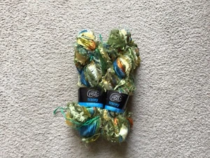 MODA VERA TRACEY YARN HANK-WOOL/ACRYLIC/NYLON IN LOVELY SHADES OF GREEN/GOLD/ORA - Picture 1 of 3