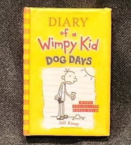 Zuru Mini Brands Books Series 1 Diary of a Wimpy Kid Dog Days by Jeff Kinney - Picture 1 of 1