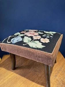 Vintage Embroidery Needlepoint Floral Design Foot Rest Stool Tapestry. - Picture 1 of 5