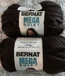 Bernat Mega Sperrgarn, 7 Unzen, 42 Yard Mokka Braun ~ Acryl - Bild 1 von 2