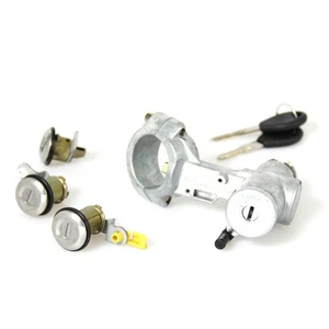 NISSAN DATSUN HARDBODY D21 NAVARA PICKUP NEW CYLINDER DOOR LOCKS LH RH PAIR FIT - Picture 1 of 6