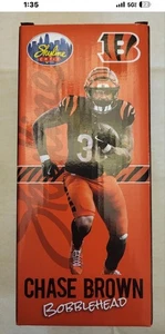 Cincinnati Bengals Skyline Chili Chase Brown Bobblehead 2025 - Imagen 1 de 4