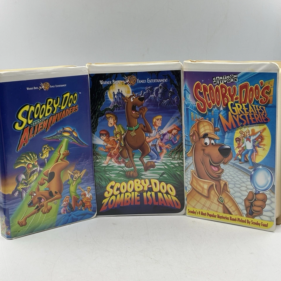 Lot Of 3 Scooby-Doo VHS Clamshell Zombie Island Alien Invaders Greatest Mysterie - Image 1 of 4