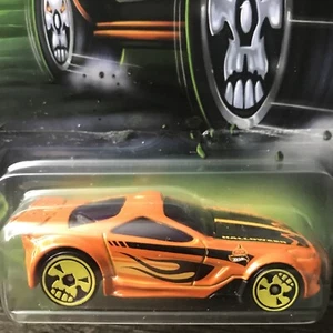2016 HOT WHEELS Scorcher  5/8  HALLOWEEN Orange 1:64 - Picture 1 of 4