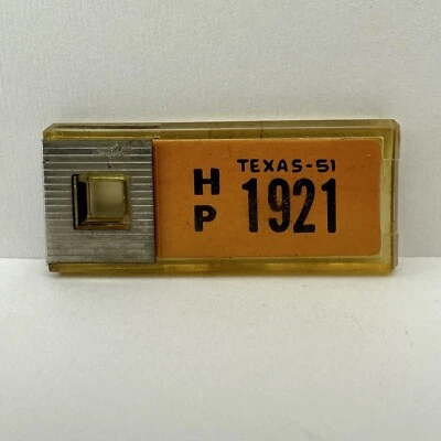 Vtg 1951 Texas Disabled American Veterans DAV Mini License Plate Key Chain Tag - Image 1 of 4