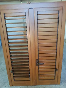 PERSIANE ALLUMINIO LAMELLA ORIENTABILE,FINESTRE- INFISSI-FORNITURE RIVENDITORI. - Foto 1 di 12