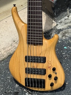 6-струнная бас-гитара 2006 Roscoe Standard Century б/у от Mr. Jeff Carswell. - Изображение 1 из 4