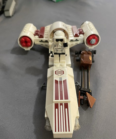 LEGO Star Wars Freeco Speeder 8085 and Corporate Alliance Tank 7748 Incomplete