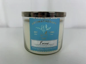 Bath Body Works Aromatherapie FOCUS Kerze Eukalyptus Tee Duft 3 Docht Glas NEU - Bild 1 von 3