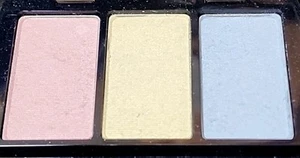  Maybelline Expert Eyes Trio Eyeshadow SWEET MYSTIQUE 5.5G       CCUM  - Picture 1 of 2
