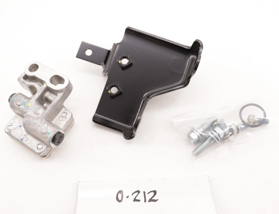 New OEM Mitsubishi Clutch Fluid Damper 2008-2015 Pajero Montero Sport 2348A143 - Image 1 of 2