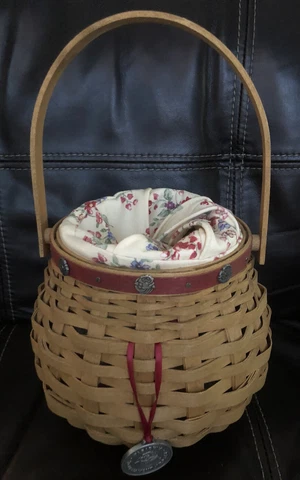 2004 Longaberger Pasadena Tournament of Roses Basket Floral Liner Protector Cover