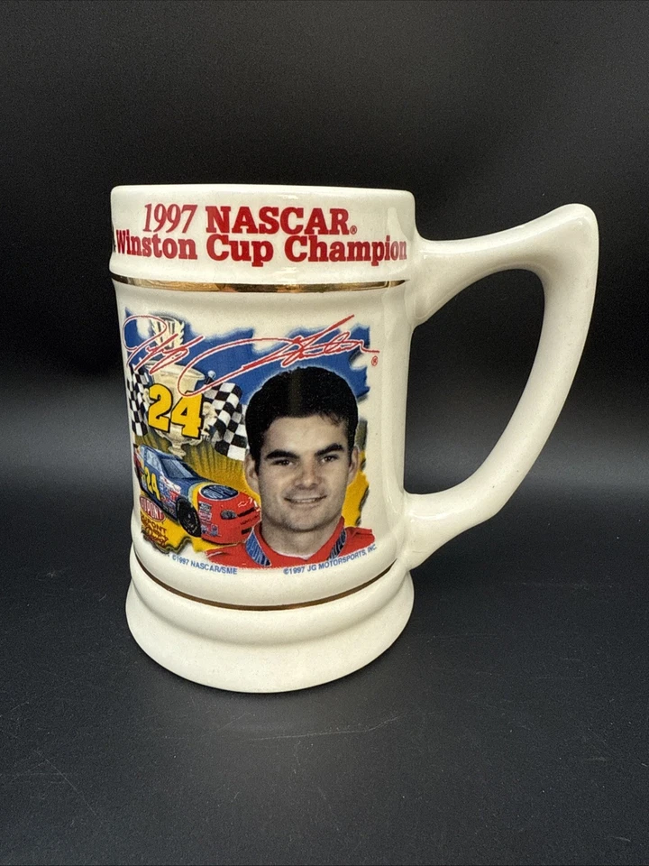 Taza NASCAR 1997 campeón de la Copa Winston Jeff Gordon segundo título Foto 1 de 4