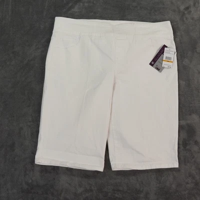 Gloria Vanderbilt Shorts Womens 16W Vintage White Amanda Bermuda Pull On Stretch - Image 1 of 4