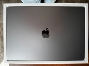 Apple MacBook Pro 16" , 1TB, M1 Pro, 32GB RAM, OVP, Space Grau , Neuzustand, DE - Bild 1 von 12