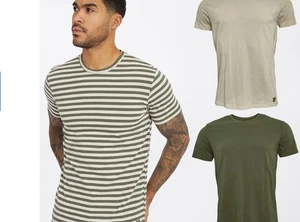 Camisetas básicas Lyle & Scott para hombre (paquete de 3) - VERDE CREMA RAYAS INFORMALES 2XL - Imagen 1 de 7