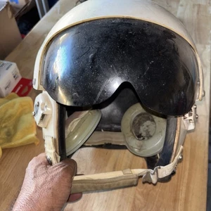 Vintage Flight Helmet used by US Navy/Air Force Early 60's-70 - Picture 1 of 5