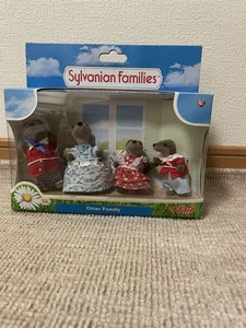 Flair Sylvanian Families Otter Family Set Rare w/ Box from Japan - Picture 1 of 2