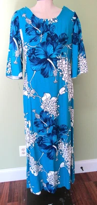 VINTAGE 1960'S BLUE & WHITE MAXE HAWAIIAN DRESS / SIZE 12 - Image 1 of 4