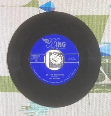 The Empires 45 By the Riverside / Tell me Pretty Baby 1956 R&B Doo Wop VG Foto 1 de 2