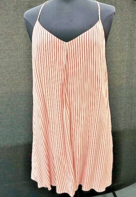Mini vestido Gianni Bini Posie branco listra vermelha tamanho M novo com etiquetas - Imagem 1 de 4