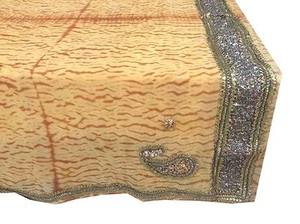 Tela de sari amarillo bordada a mano marrón amarillo con cuentas de sari indio OM de colección ZA11476 - Imagen 1 de 12