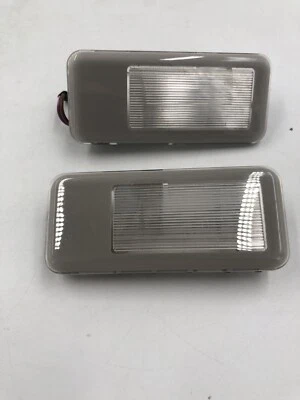 Conjunto de luces domo 93 BMW 325i OEM E36 - Hella 140 929 y 930 - gris Foto 1 de 4