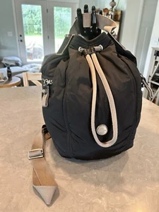 Kipling Rhett Puffer Bucket Bag Black Sling Bag Pockets Drawstring Nice! - Picture 1 of 24
