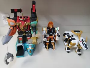 bandai 2006 toy like Power Rangers - Picture 1 of 15