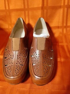 EASY SPIRIT LEDER BRAUN MOKASSIN PERFORIERT OXFORDS, Damen, Größe 8 - Bild 1 von 10