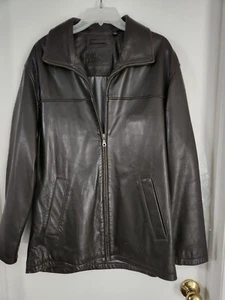 Roundtree and York Men's Chocolate Brown Leather Jacket Size Medium - Picture 1 of 7