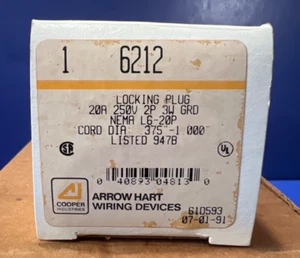 Cooper NEMA L6-20P Locking Plug 20A 250V New - Picture 1 of 3
