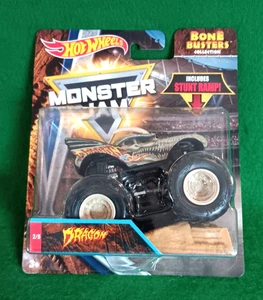 Camión Monster Jam Hot Wheels 2017 1/64th Dragon, serie Bone Busters, ¡¡¡nuevo en paquete!!!! - Imagen 1 de 3