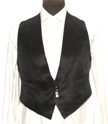 VINTAGE SILK BLACK HERRINGBONE WAISTCOAT SIZE 36'' - Image 1 of 4