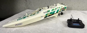 Nikko 42' Tiger RC Pilot zdalnego sterowania Łódź i kontroler - Zdjęcie 1 z 9