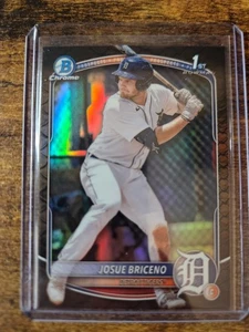 2025 Bowman Chrome Josue Briceno 1st Prospect rifrattore rettiliano #BCP-13 Tigers - Foto 1 di 2