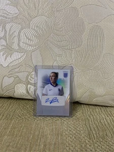 Tarjeta automática Panini Eternity Lionesses Lucy Bronze AUT-03 Inglaterra autógrafo como nueva - Imagen 1 de 9