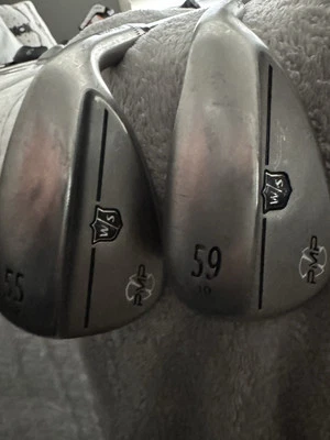 Cuñas Wilson Staff FG Tour PMP, 55, 59, rígidas KBS Hi-Rev 2.0, 56 60 Foto 1 de 4