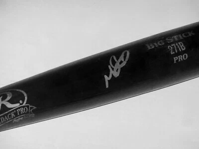 BATE AUTOGRAFIADO MATT BARNES (BOSTON RED SOX) - ¡Bate usado de entrenamiento de primavera! Foto 1 de 2